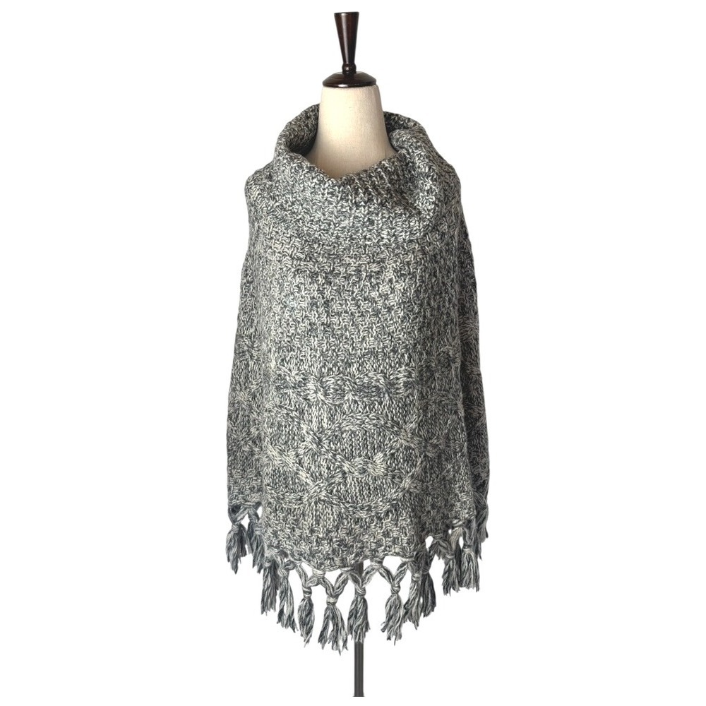 Old Navy Poncho Women Medium Gray Knit Cowl Neck Fringe Hem Cape Outdoor Cozy